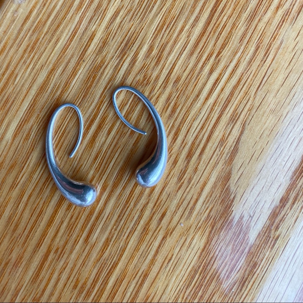 Tiffany & Co. Elsa Peretti teardrop earrings